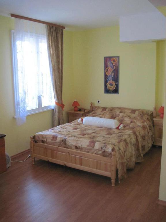 Hadjibulevata Guest House Kovachevtsi Ruang foto